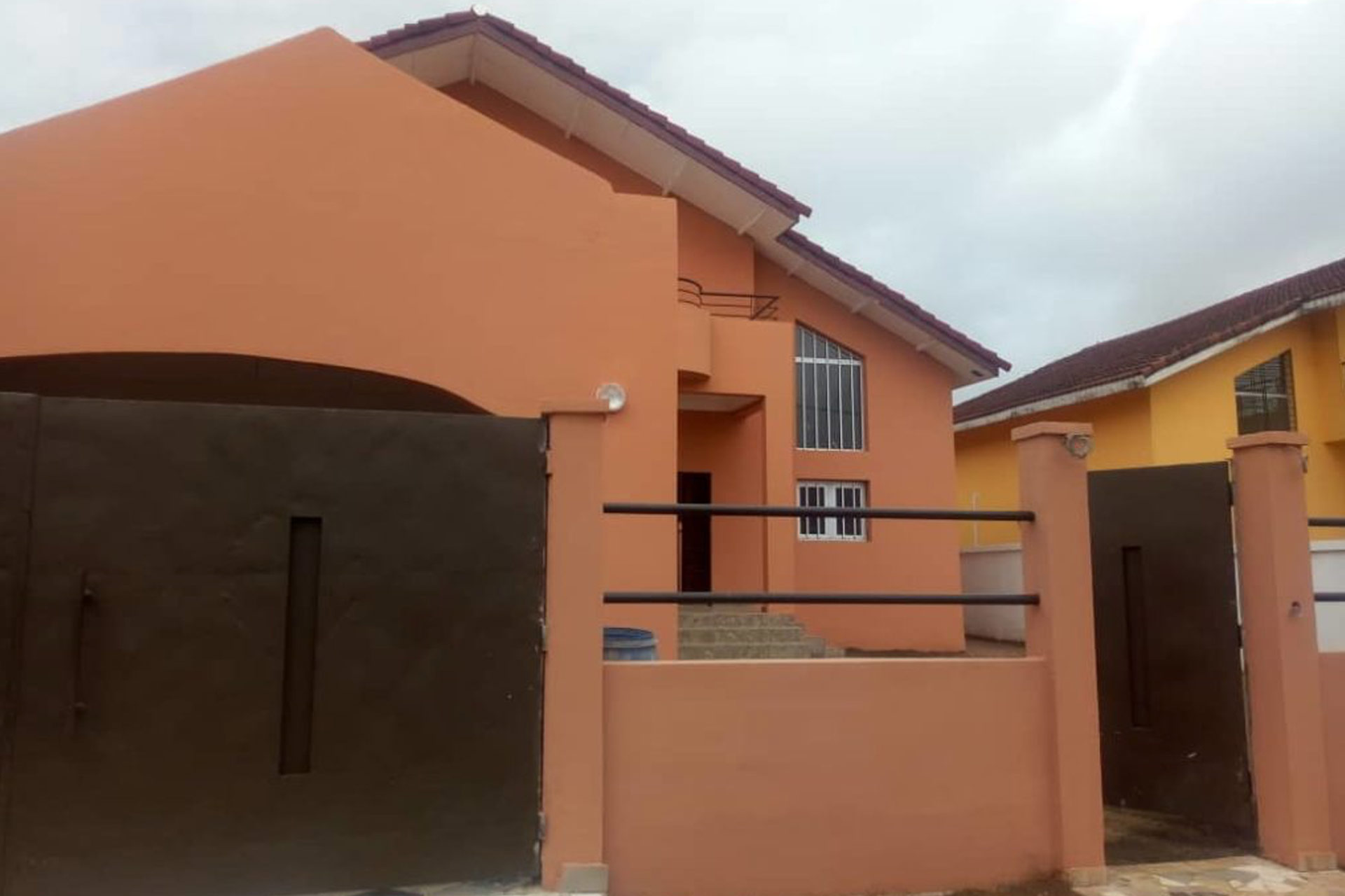 DUPLEX DE 5 PIÈCES – RIVIERA ABATTA