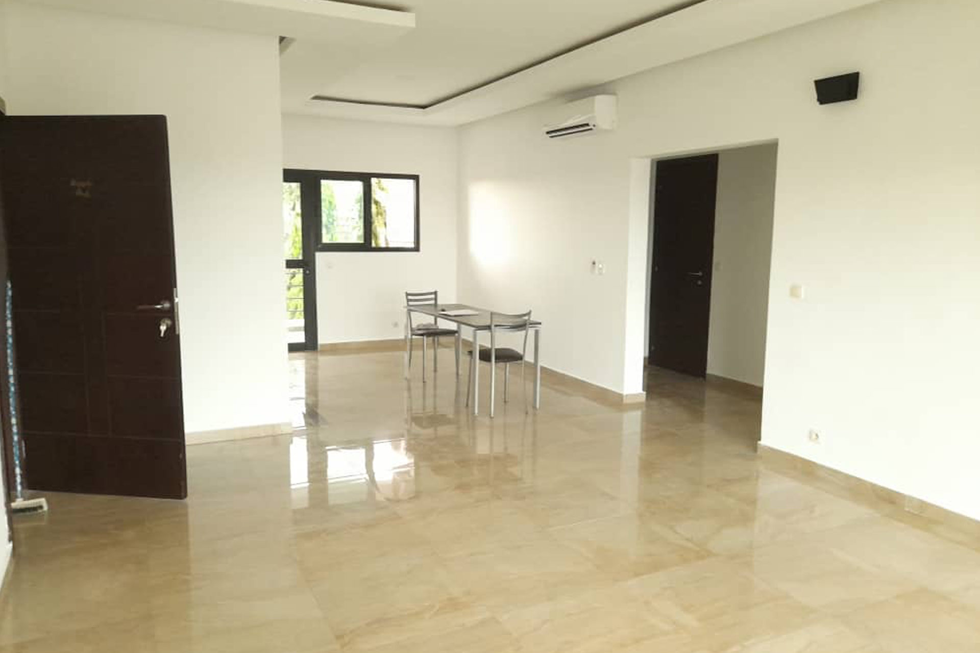 appartement de 3 pieces Abidjan Abatta